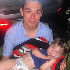 Meet your Posher, Maximos